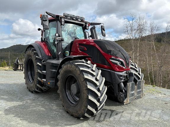 Valtra Q305 Traktorji