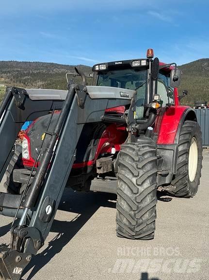 Valtra T 213 V Traktorji