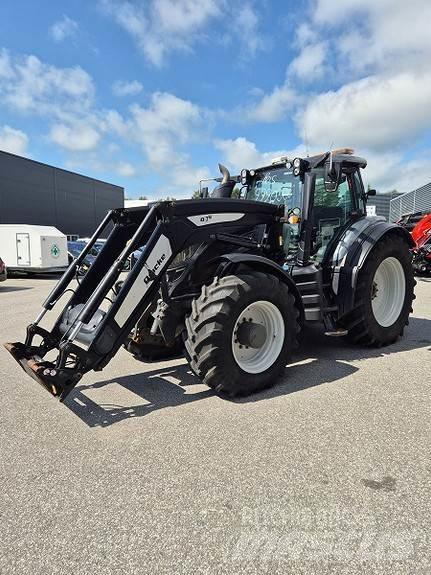Valtra T 234 Versu Traktorji