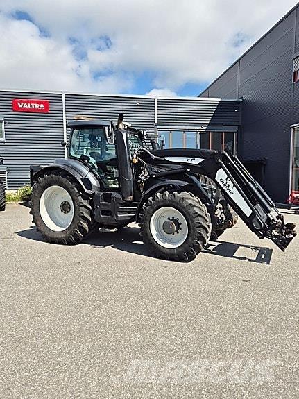 Valtra T 234 Versu Traktorji