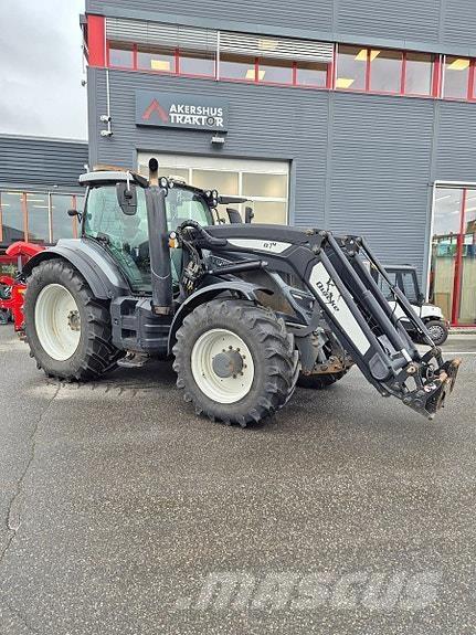 Valtra T 234 Versu Traktorji