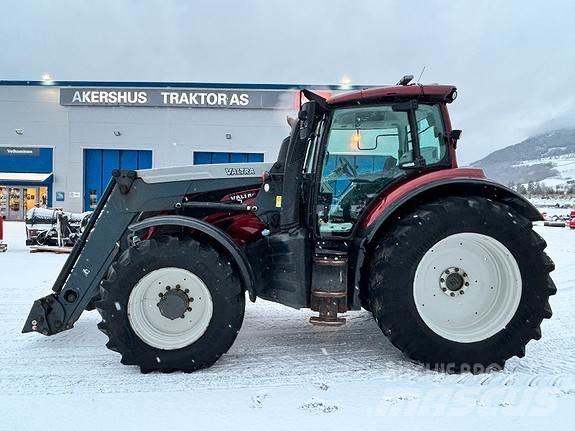 Valtra T174eD Traktorji