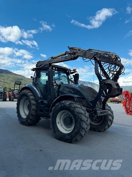 Valtra T194V Traktorji