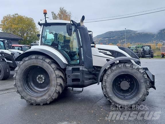 Valtra T234 Traktorji