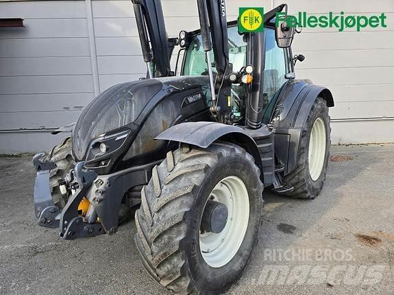 Valtra T234 Traktorji