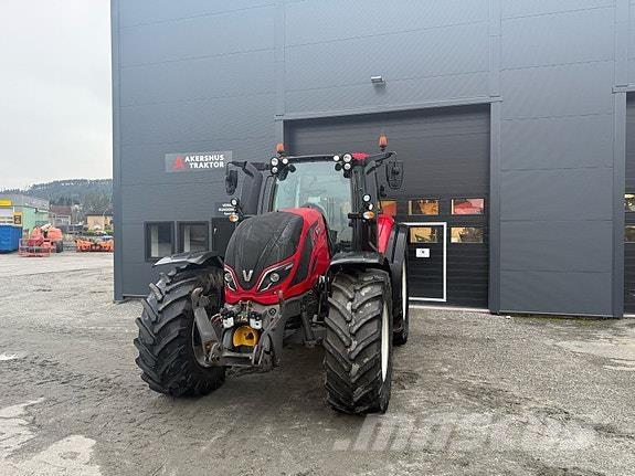 Valtra T234D Traktorji