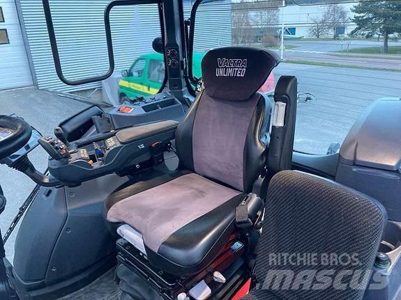Valtra T235 Traktorji