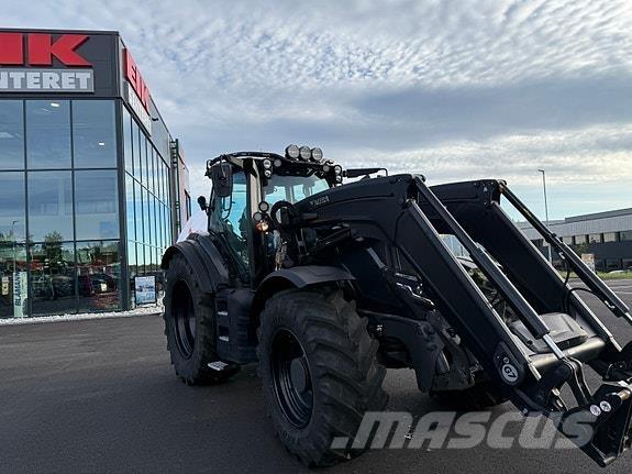 Valtra T235 Traktorji