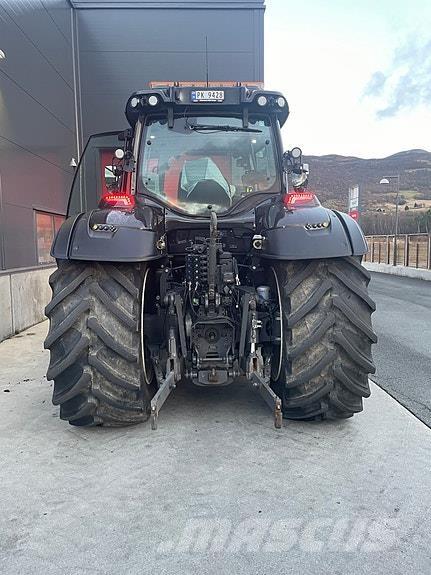 Valtra T235 Direct Traktorji