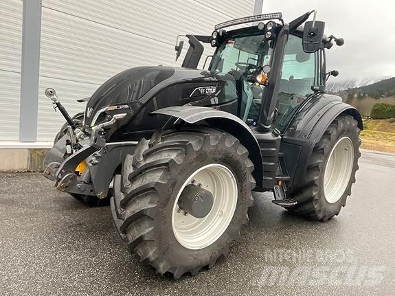 Valtra T235D Traktorji