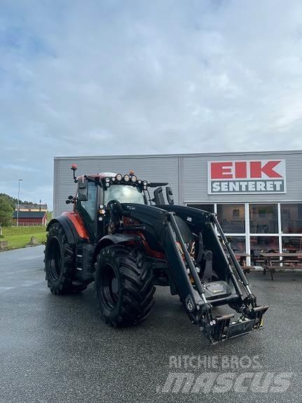 Valtra T235D Traktorji