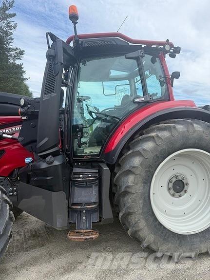 Valtra T254V Traktorji