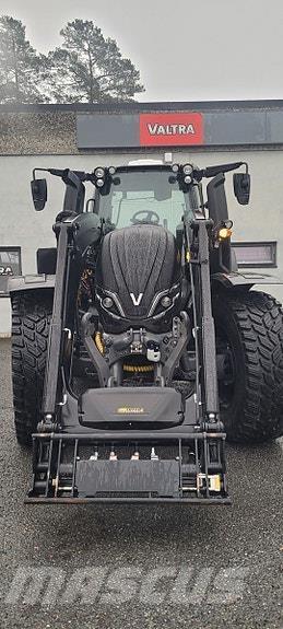 Valtra T255 Traktorji