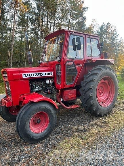Volvo BM 500 Traktorji