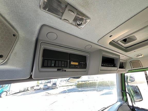 Volvo FE 320 -6x2 Drugi tovornjaki