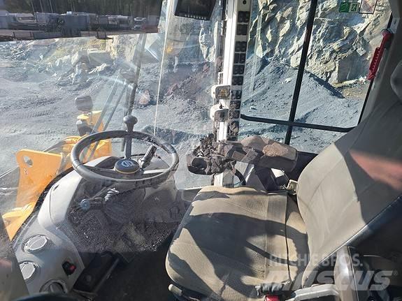 Volvo L110H Kolesni nakladalci