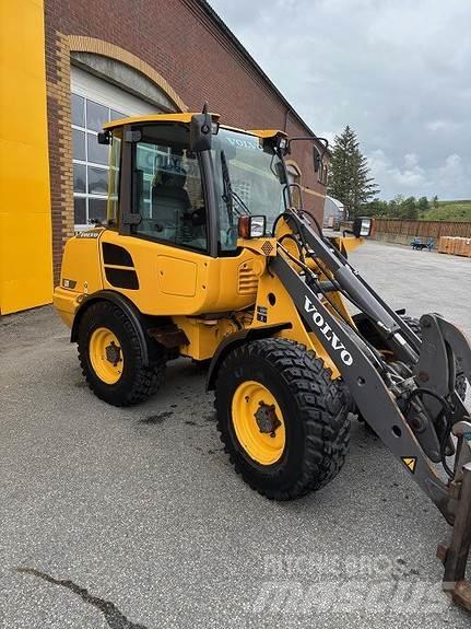 Volvo L20F Kolesni nakladalci