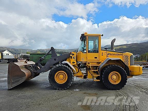 Volvo L90E Kolesni nakladalci