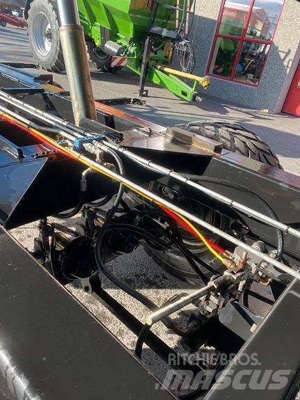 Western 14DLH Prikolica za splošno rabo