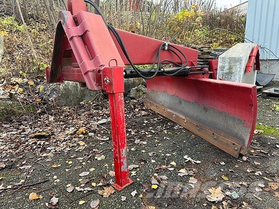   Drugi stroji za cesto in sneg