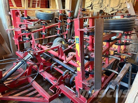   Ostali priključki in naprave za pripravo tal