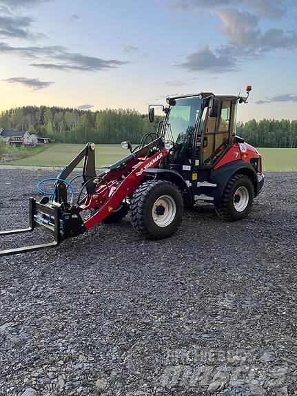 Yanmar V7 Kolesni nakladalci
