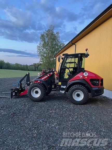 Yanmar V7 Kolesni nakladalci