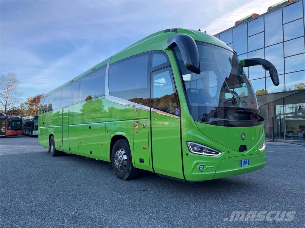  Irizar i6 Potovalni avtobusi