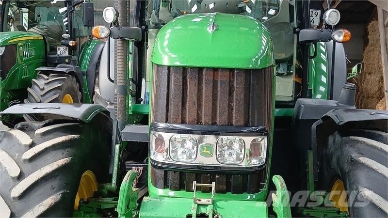 John Deere 7530 Traktorji