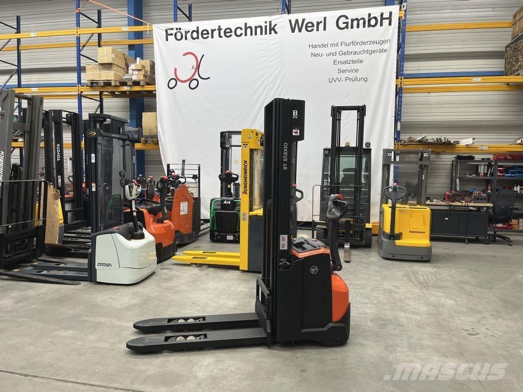 BT SWE 120 L Ročni električni viličar