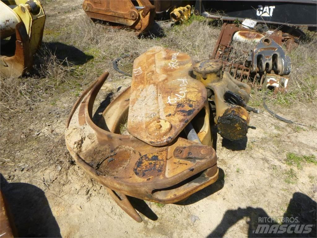 CAT 16.6 grapple Grabeži