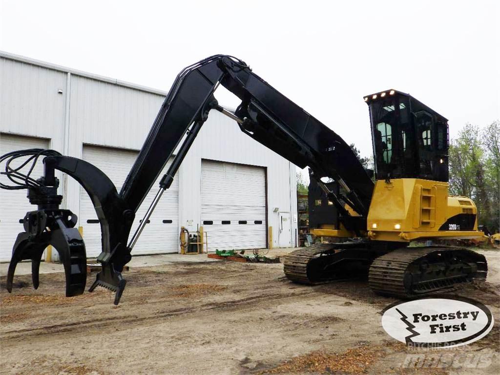 CAT 320D FM Nakladalci za les