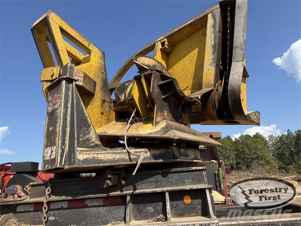 John Deere 437E Nakladalci za les
