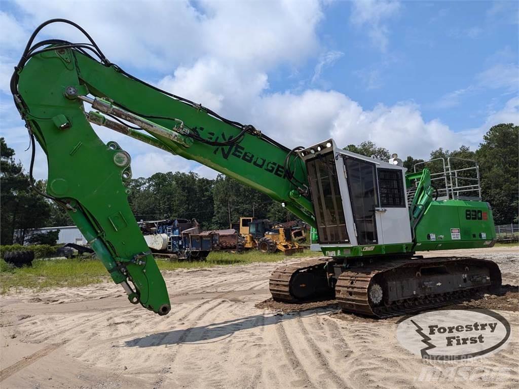 Sennebogen 830E Nakladalci za les