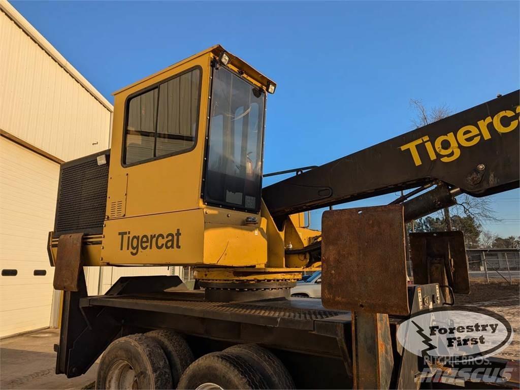 Tigercat 234 Nakladalci za les
