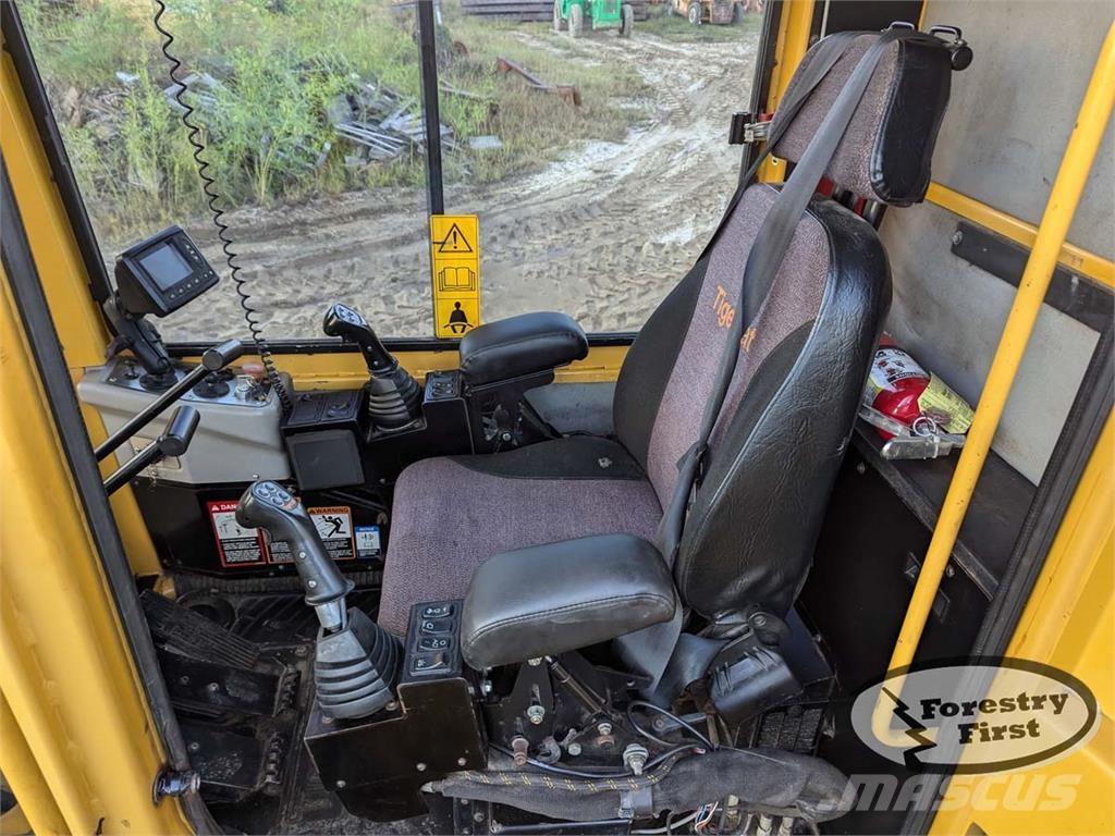 Tigercat T234B Nakladalci za les