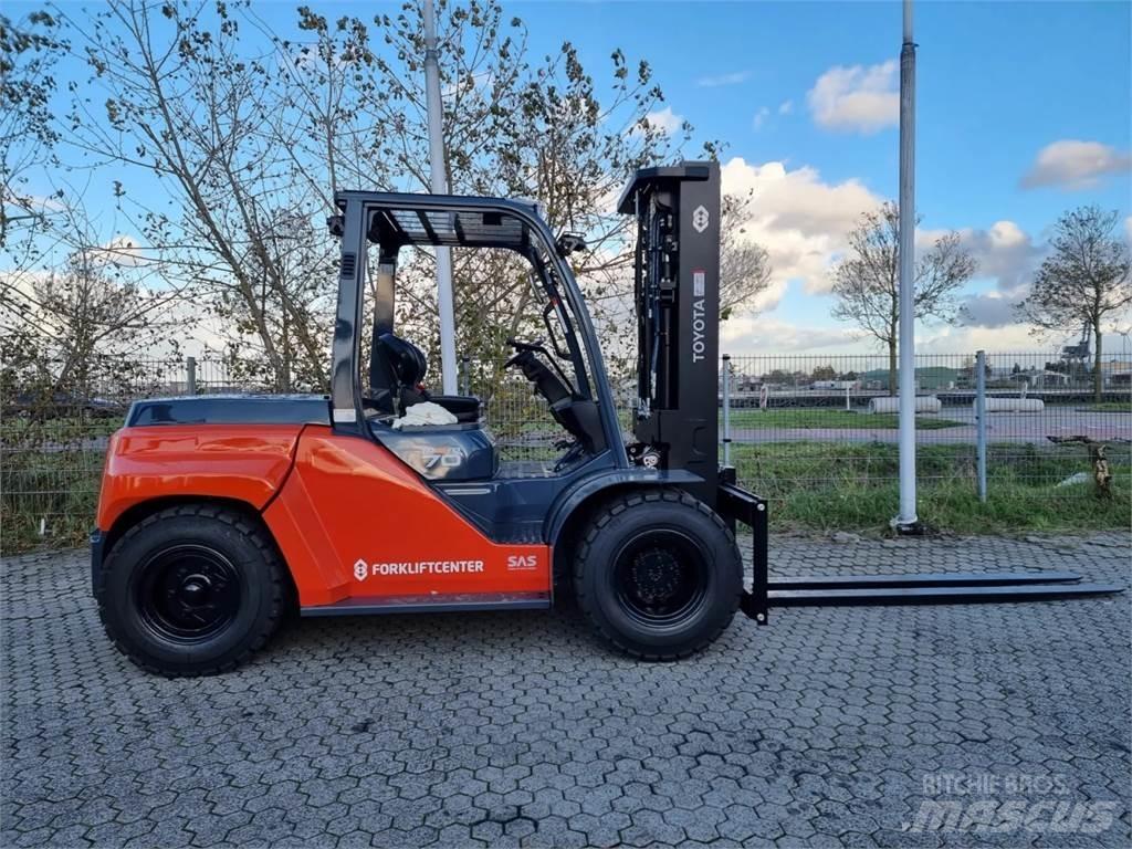 Toyota 8FD70F Dizelski viličarji