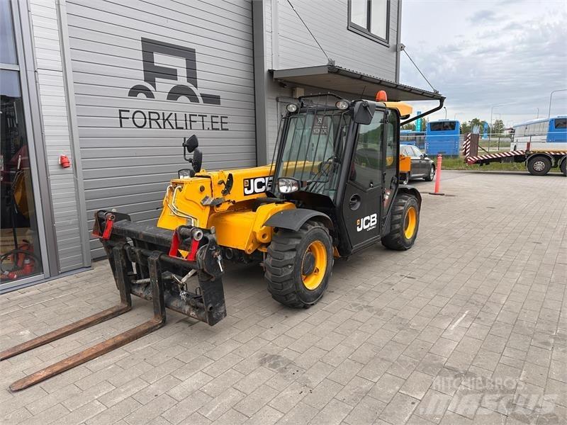 JCB 525-60 Teleskopski viličarji
