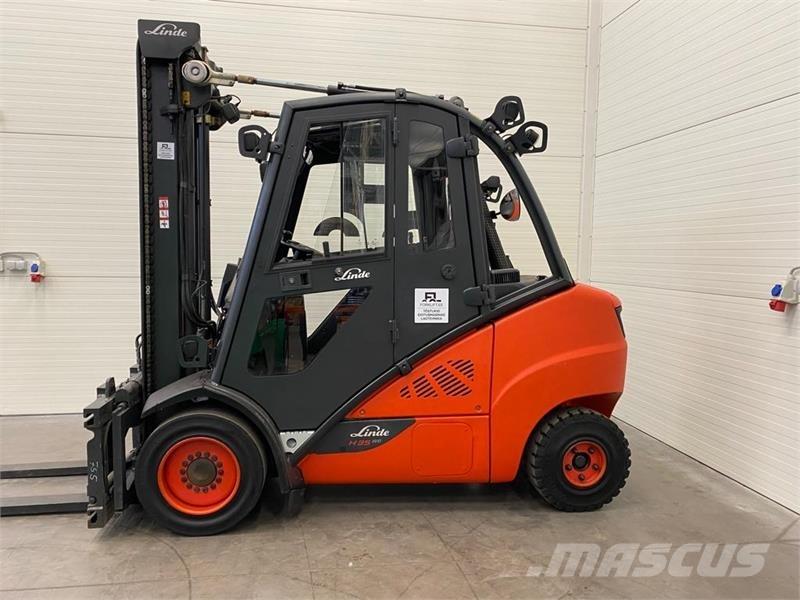 Linde H35D Dizelski viličarji