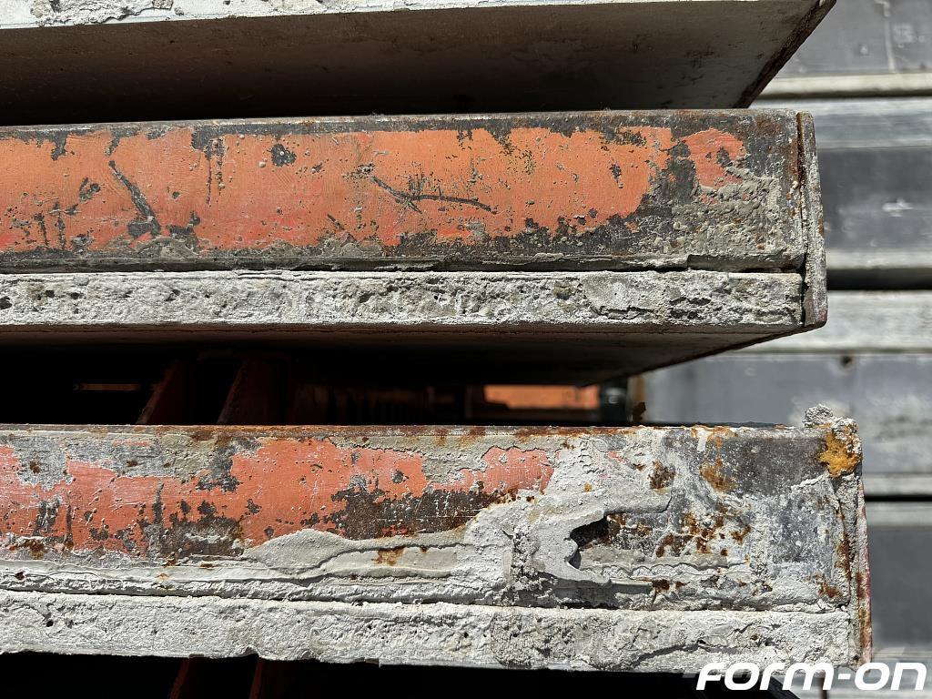 Peri QUATTRO Opaženje