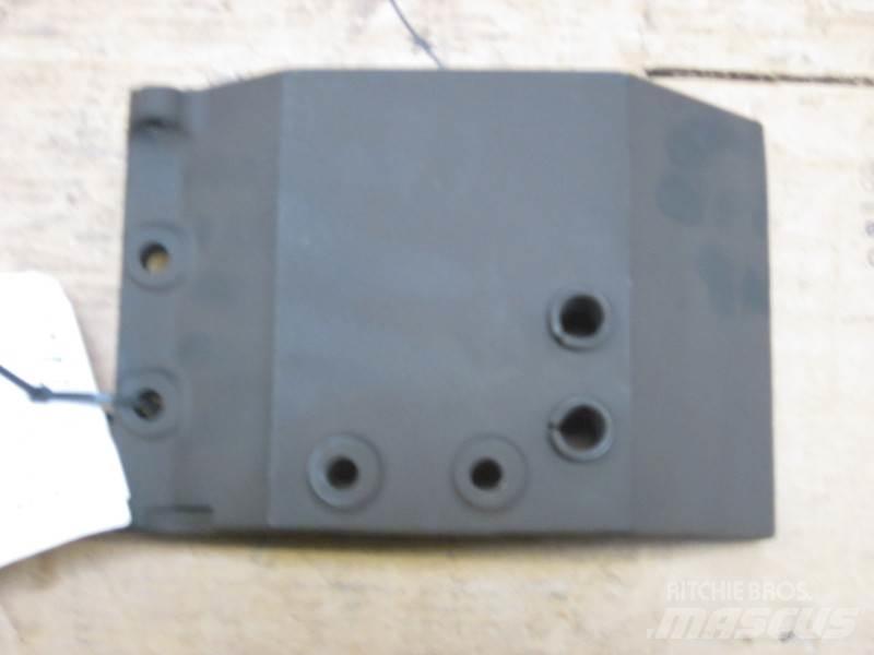 CAT C7 Druge komponente