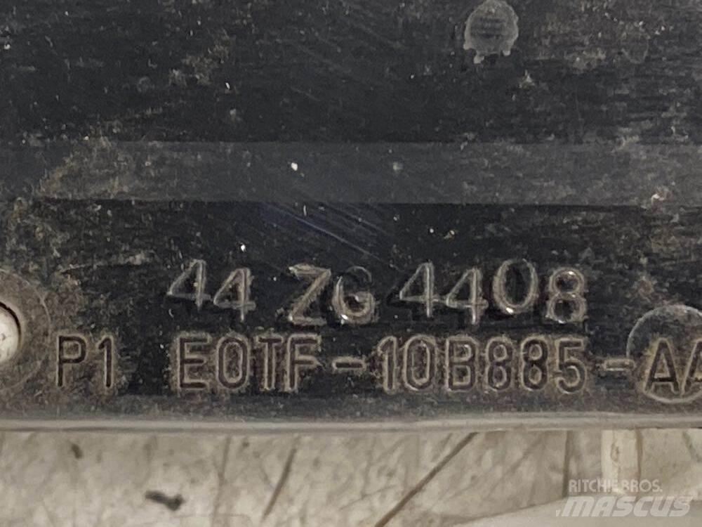 Ford F-800 Transport - drugo