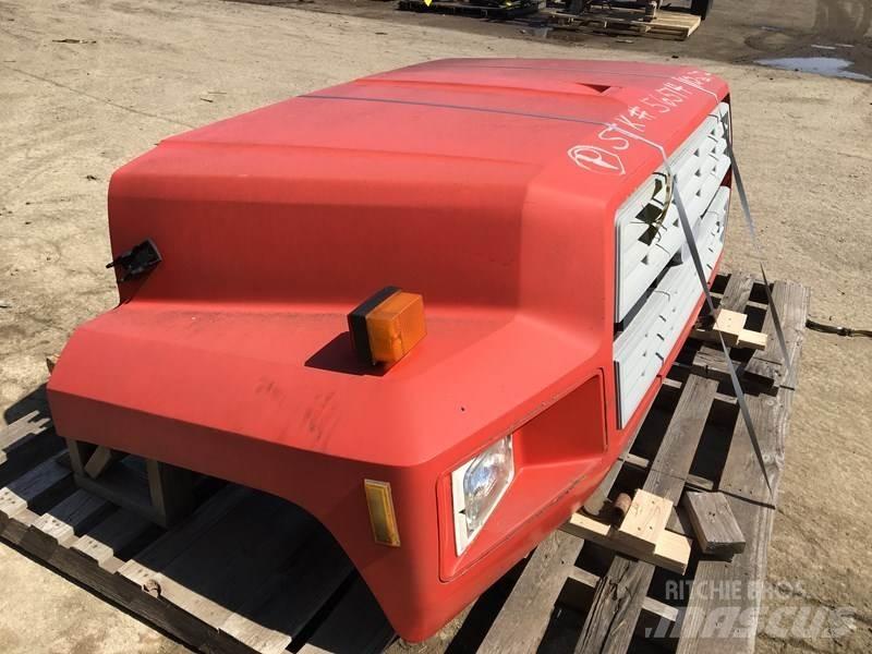 Ford F700 Kabine in notranjost
