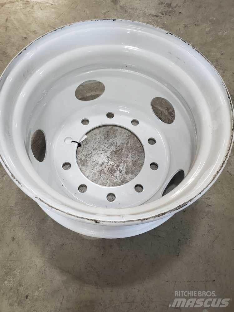Ford F750 Gume, kolesa in platišča