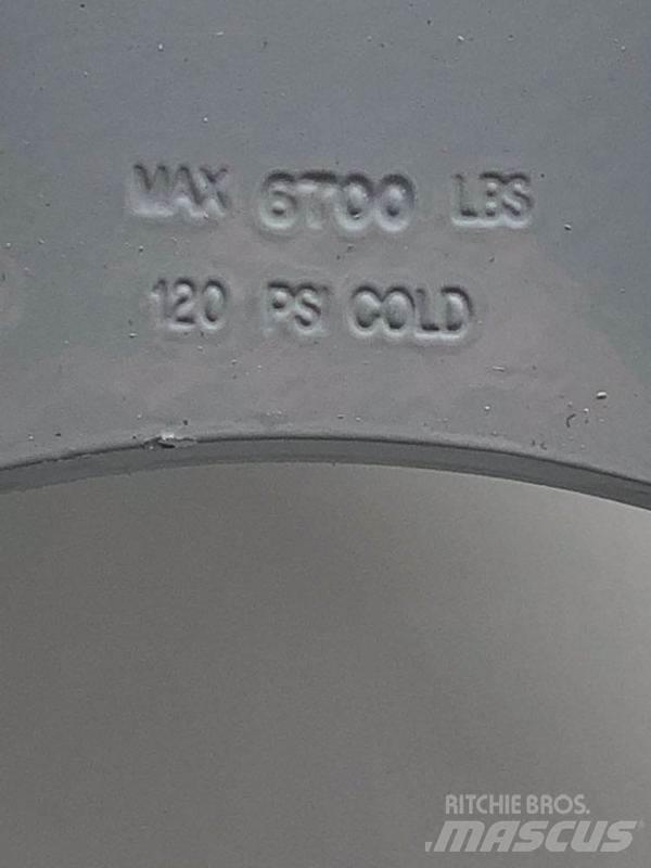 Ford F750 Gume, kolesa in platišča