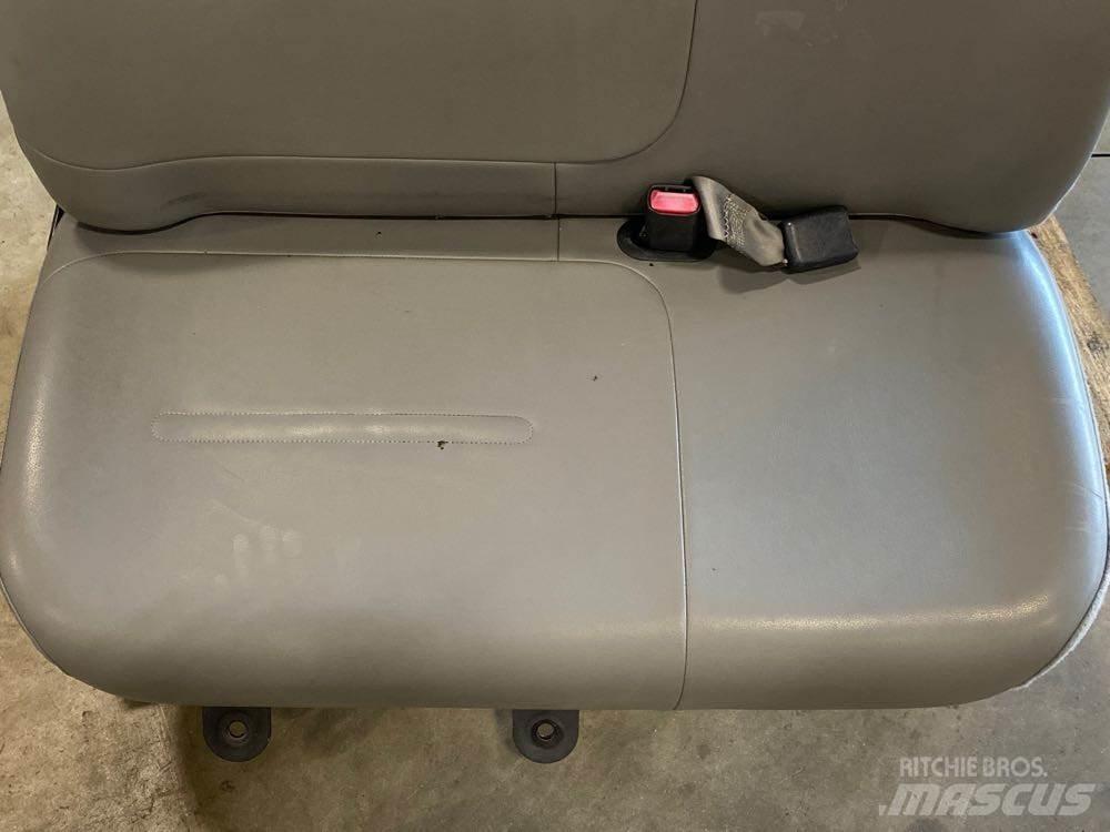 Ford F750 Druge komponente