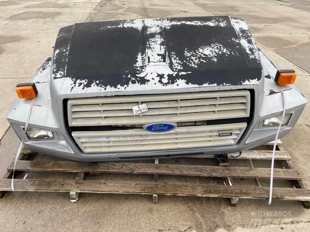 Ford F800 Kabine in notranjost