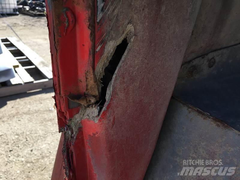 Ford L9000 Kabine in notranjost