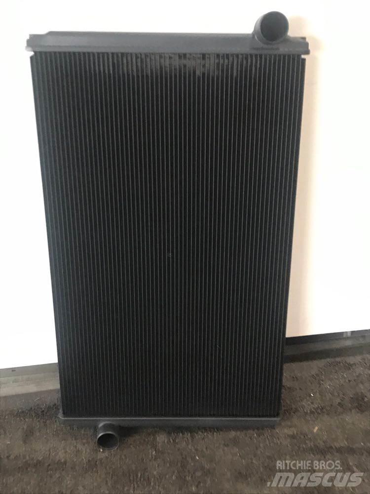 Ford L9000 Radiatorji