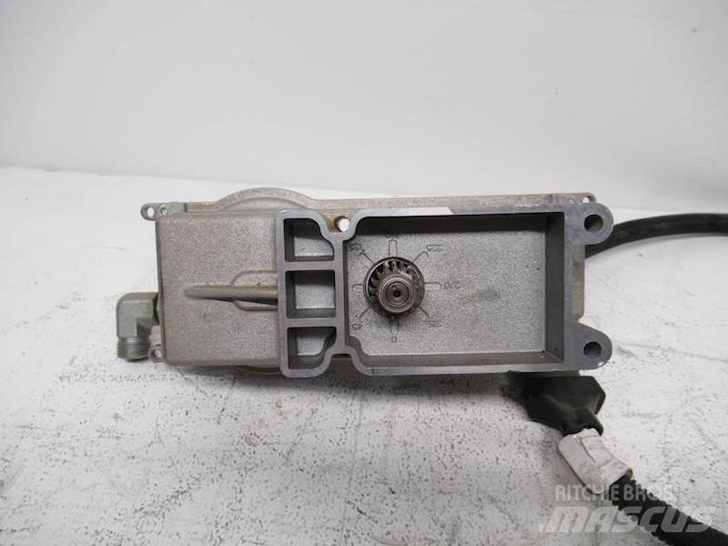 Holset  Druge komponente